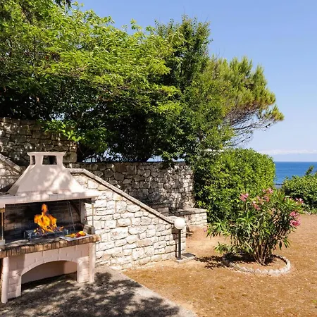 Angelos By קאסיופי